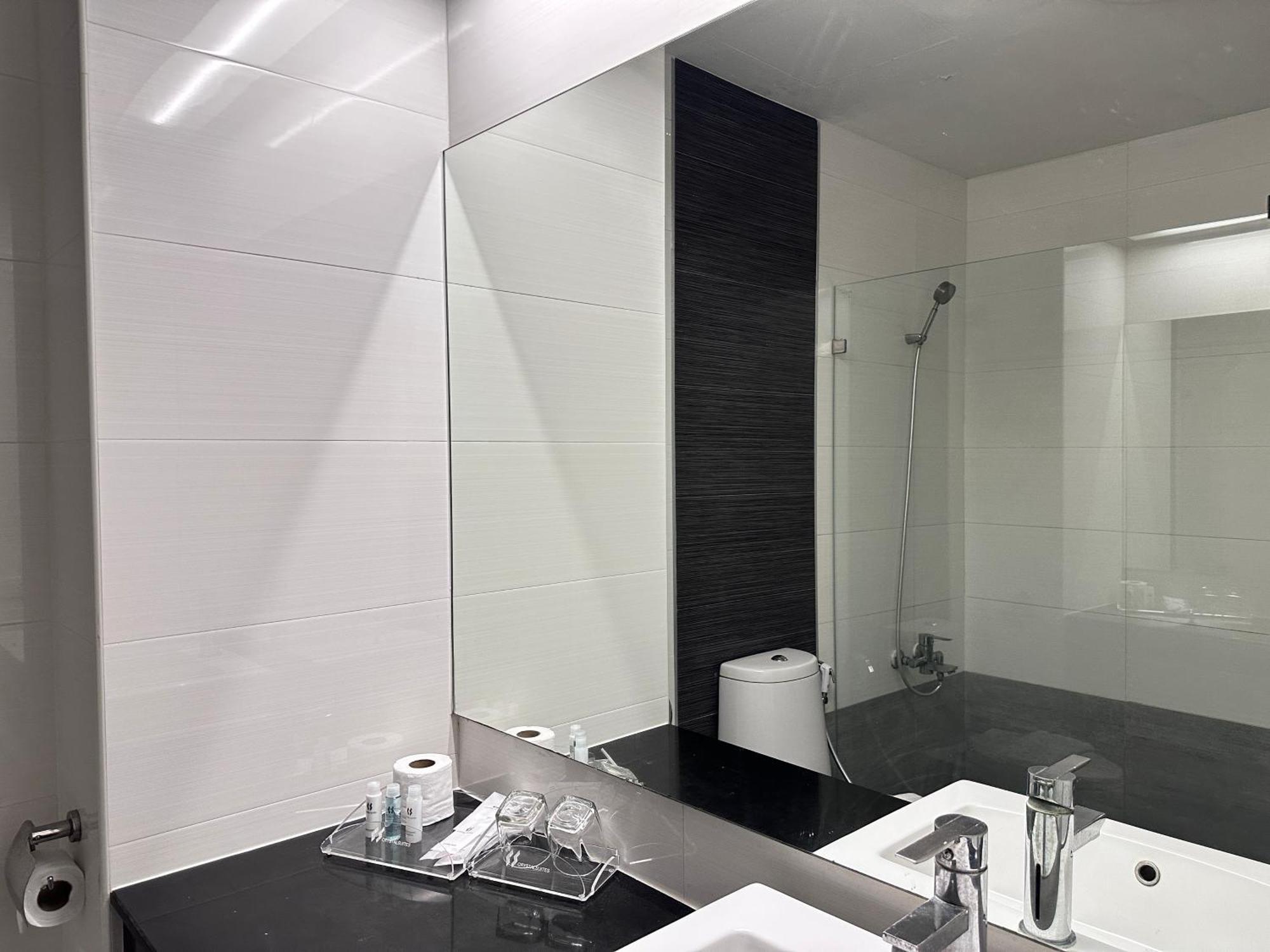 Crystal Suites Suvarnbhumi Airport Bangkok Zewnętrze zdjęcie